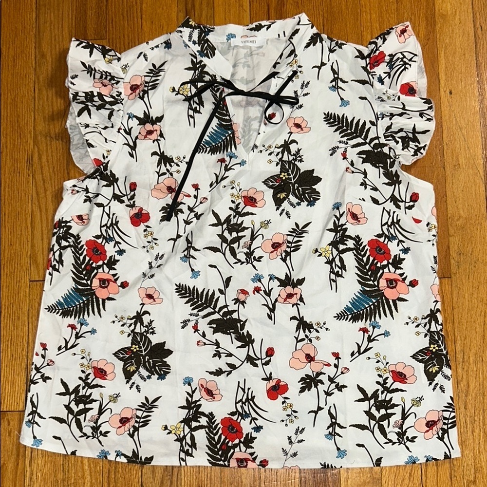 Floral Ruffle Sleeve Blouse - White and Black